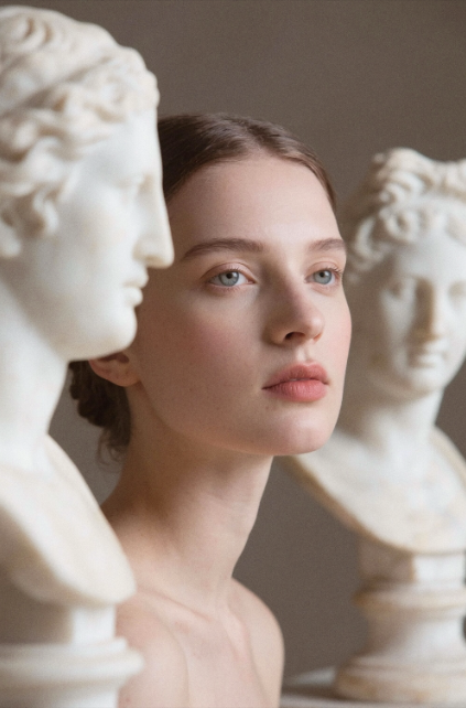 Mia Collins